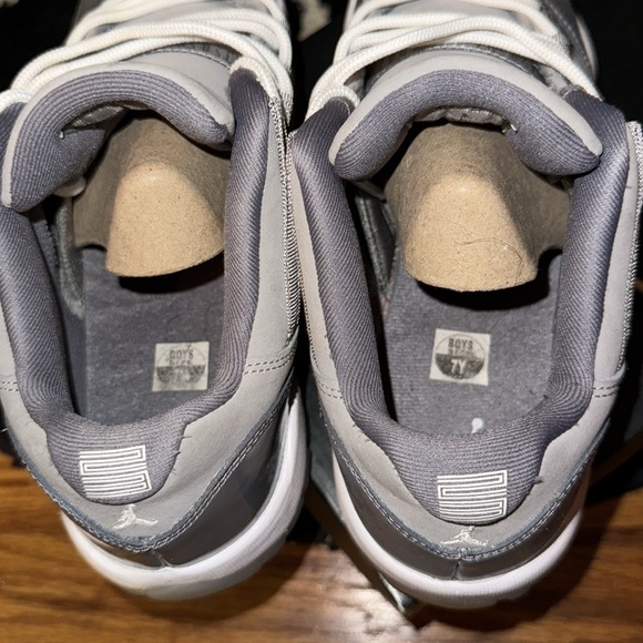 Air Jordan 11s Cool Grey’s Grade School - Picture 4 of 8
